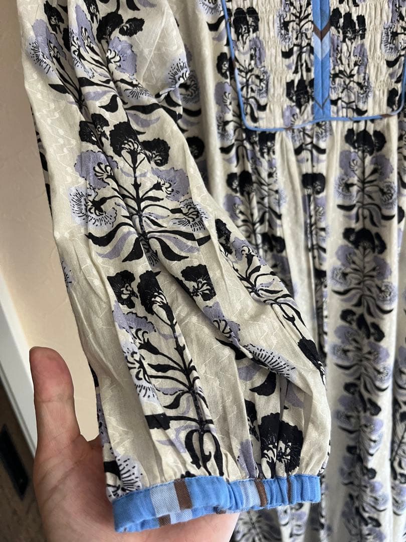 値下げしました♪ne Quittez pas フラワープリントワンピース