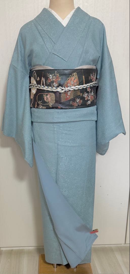 美品　証紙付き　草木染　辻ヶ花模様織り出し　色無地着物