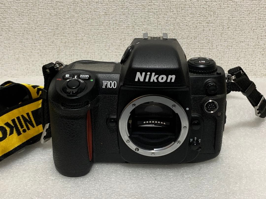 フィルムカメラ NIKON F100