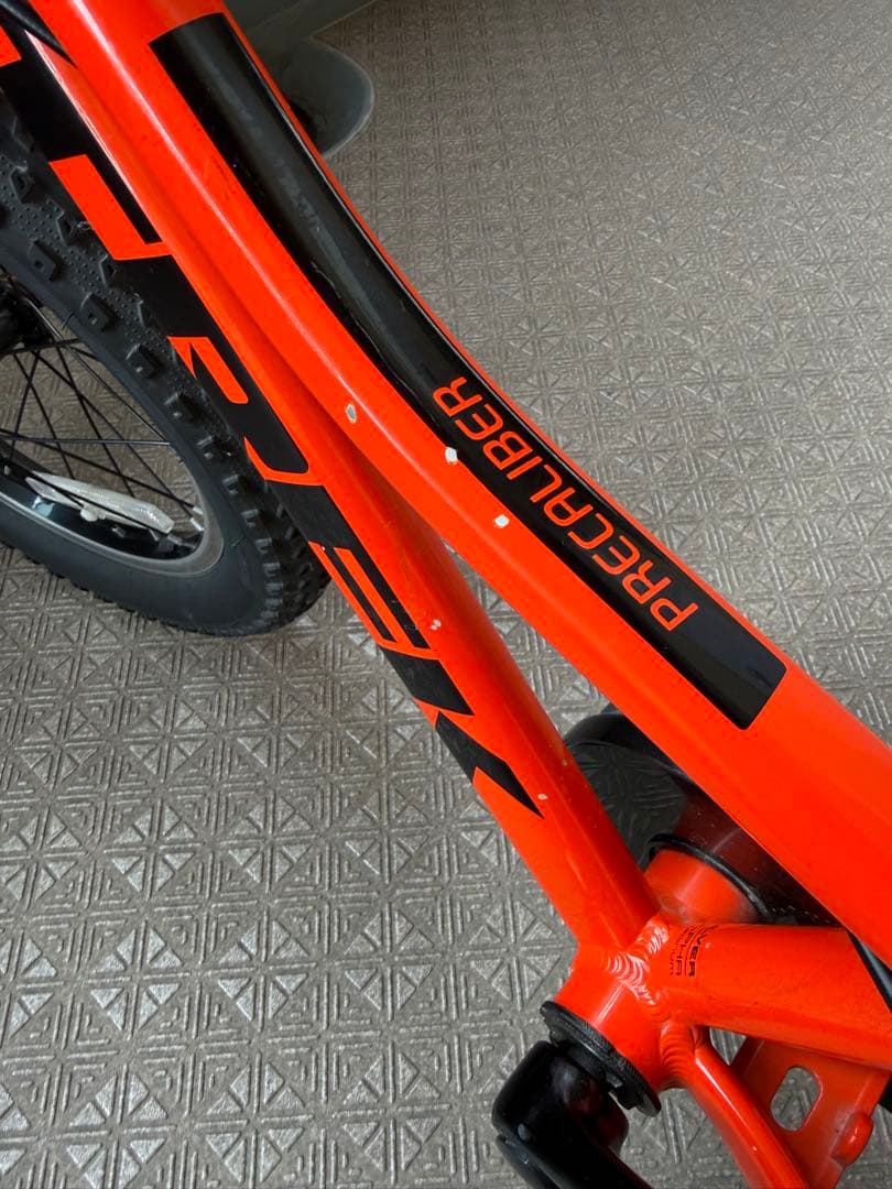 トレック　プレキャリバー 16インチ キッズバイク オレンジ 子供用自転車