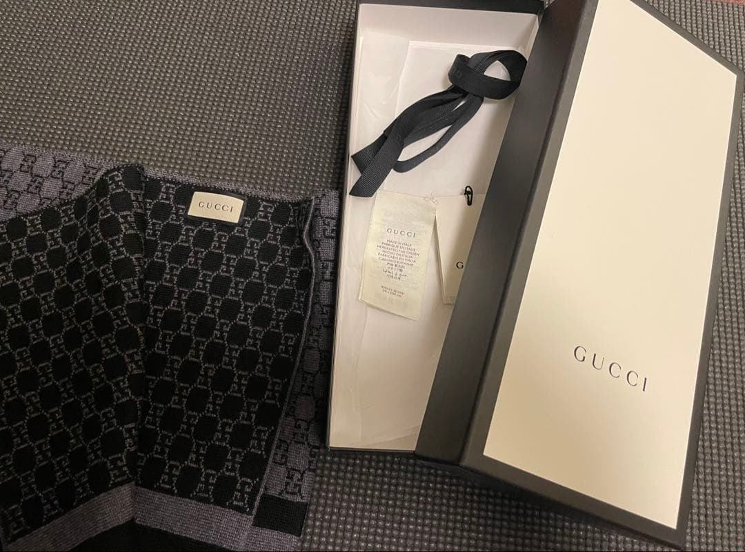 GUCCI GGパターン マフラー 箱付き