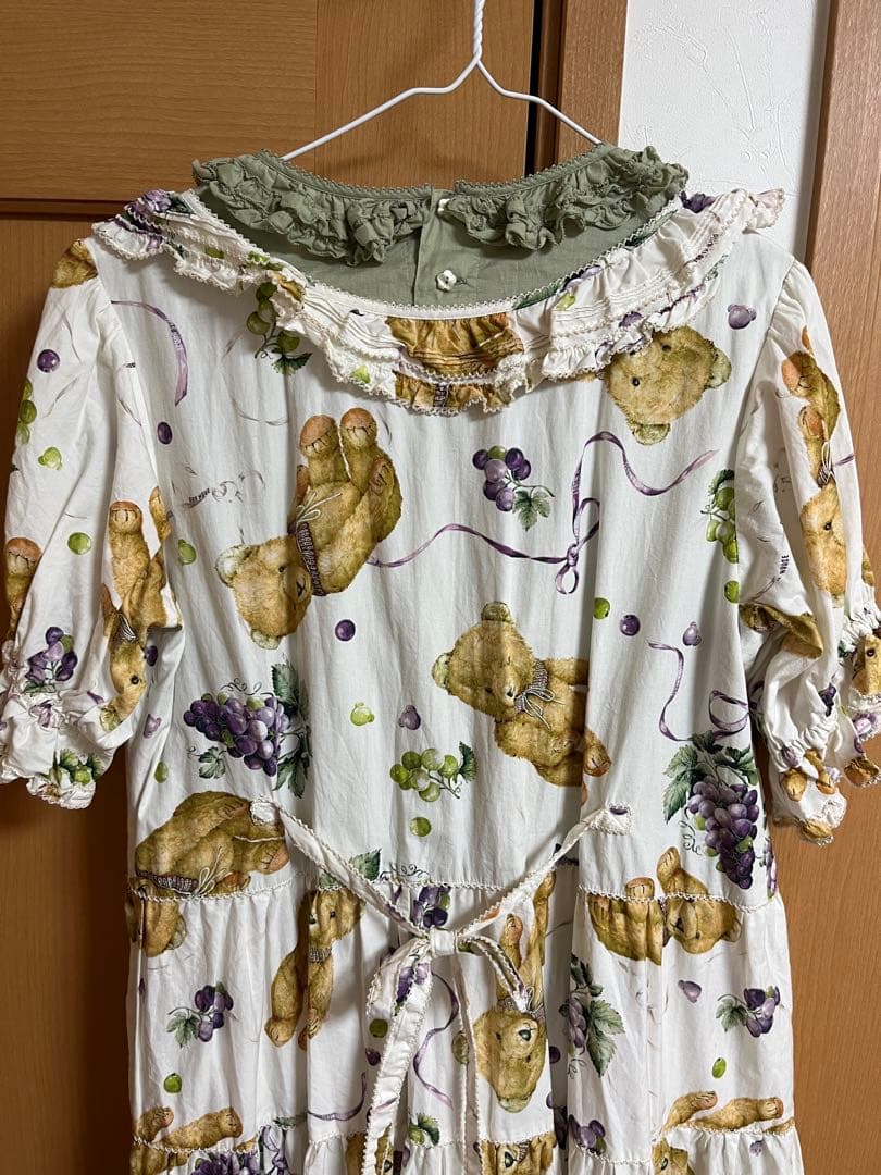 ピンクハウス くま葡萄プリントミディワンピース