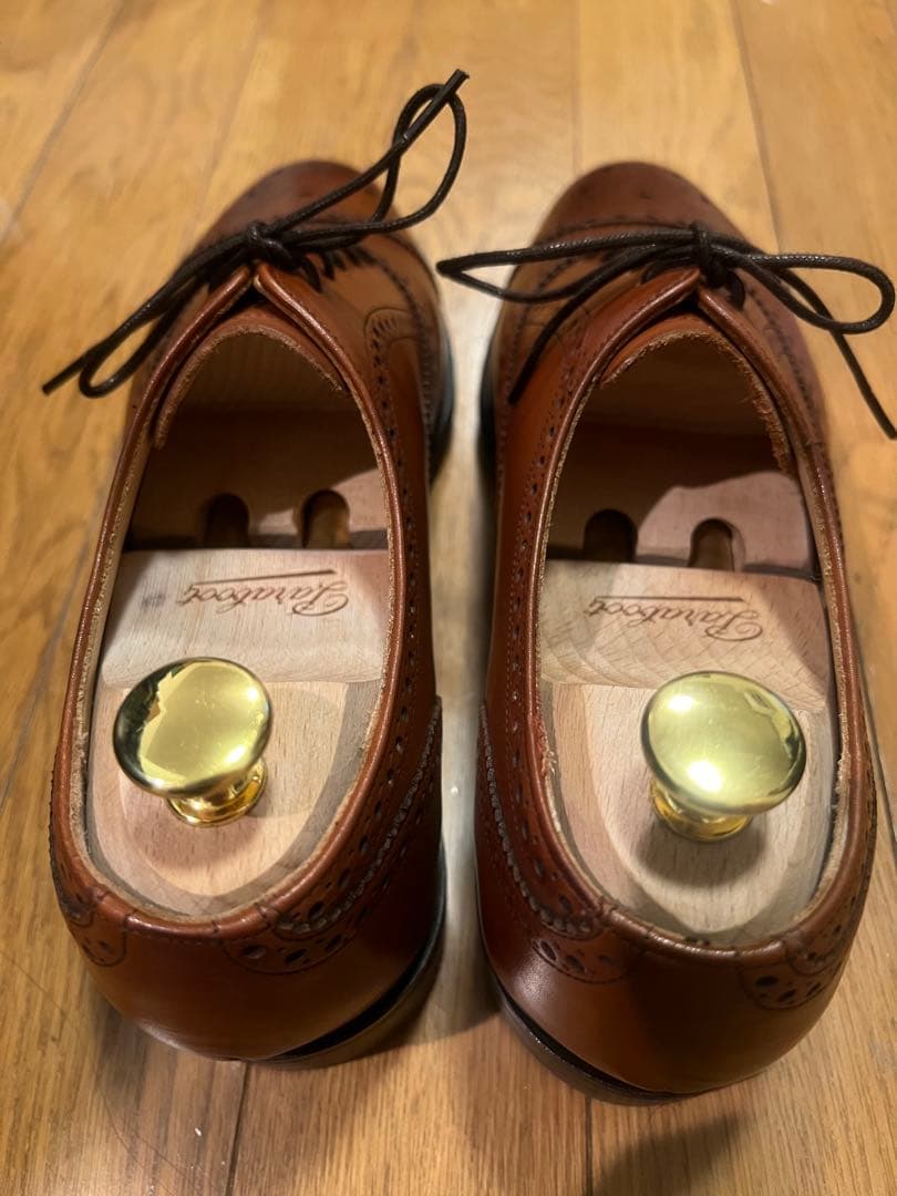 美品ロイドフットウェア Vシリーズ　サイズ8ブラウンレザーウィングチップシューズ