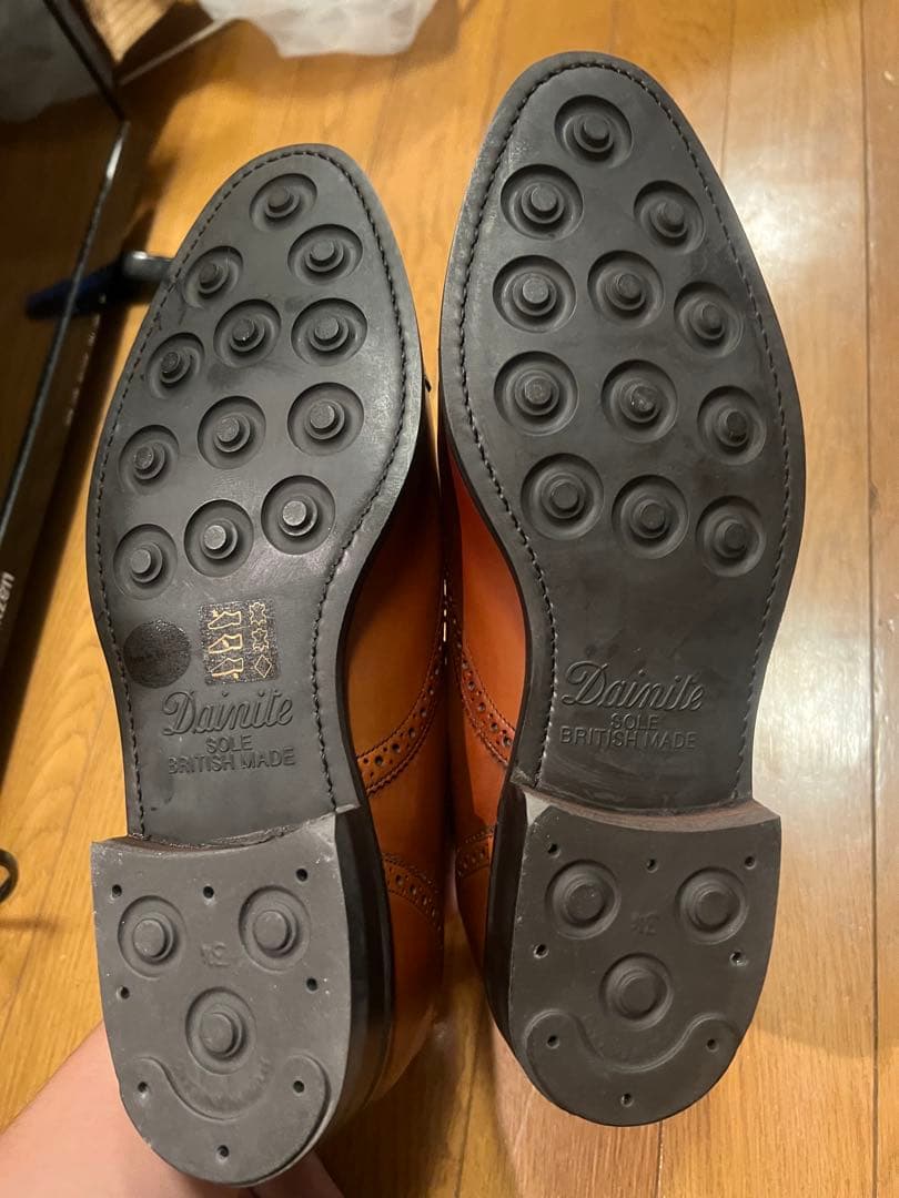 美品ロイドフットウェア Vシリーズ　サイズ8ブラウンレザーウィングチップシューズ