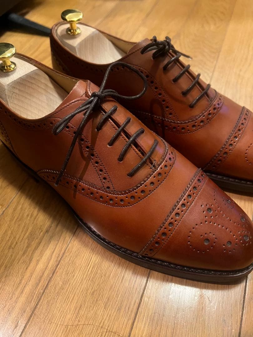 美品ロイドフットウェア Vシリーズ　サイズ8ブラウンレザーウィングチップシューズ