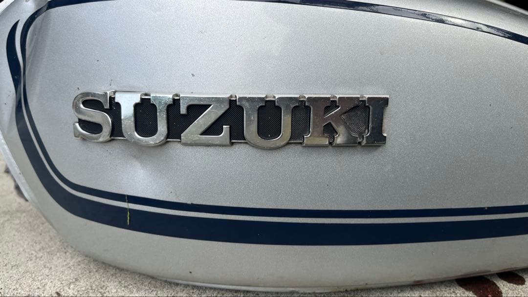 GT380 B4 純正タンク　レストアベース　外装 サンパチ　gs550