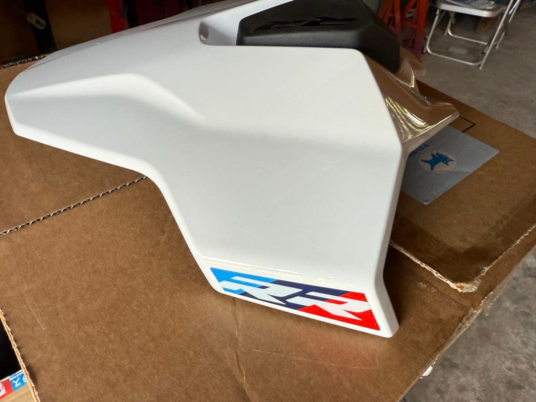 最終値下げ S1000RRシングルシートカウル　美品！