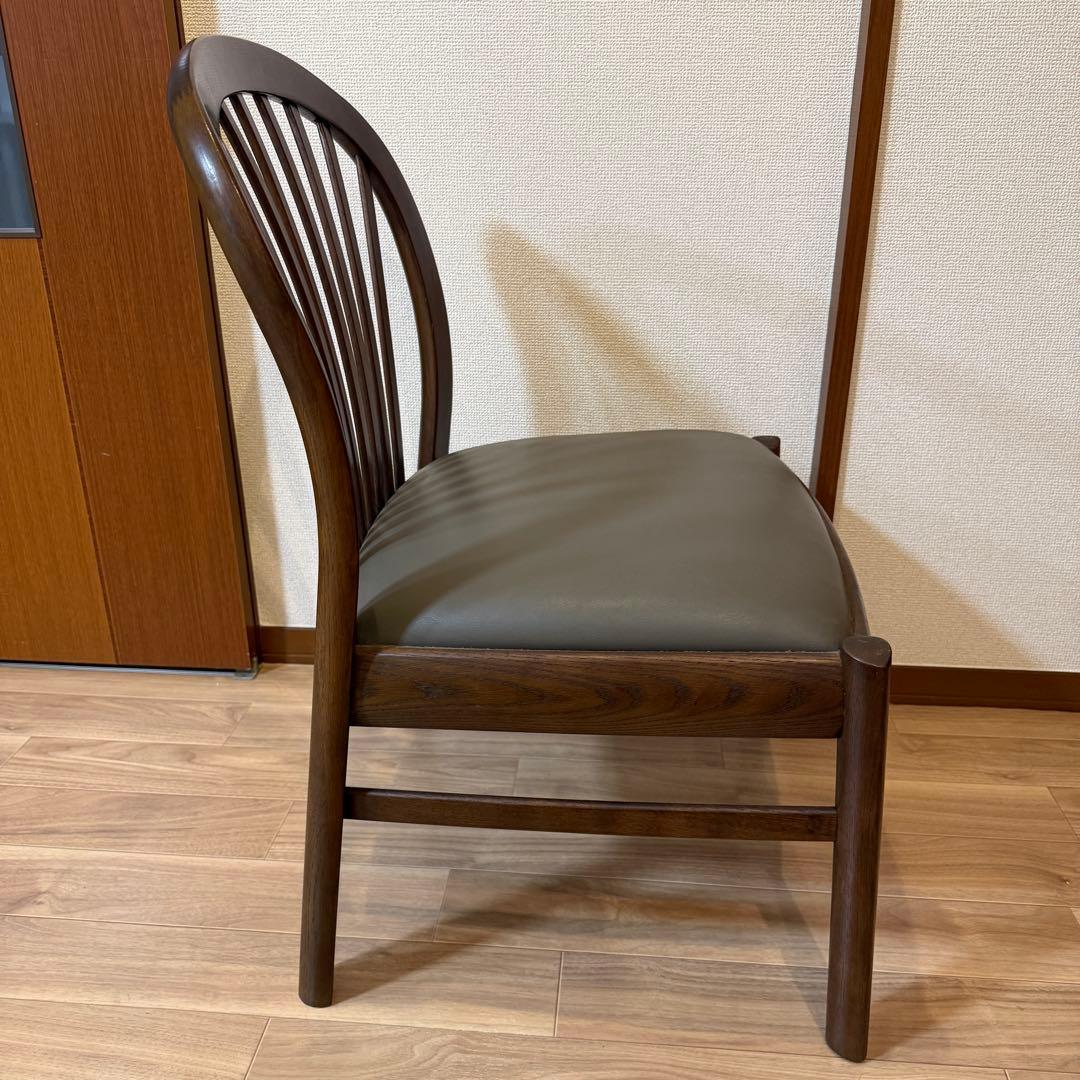 カリモク家具 ダイニングチェア 木製 レザー調座面 椅子　NO.1