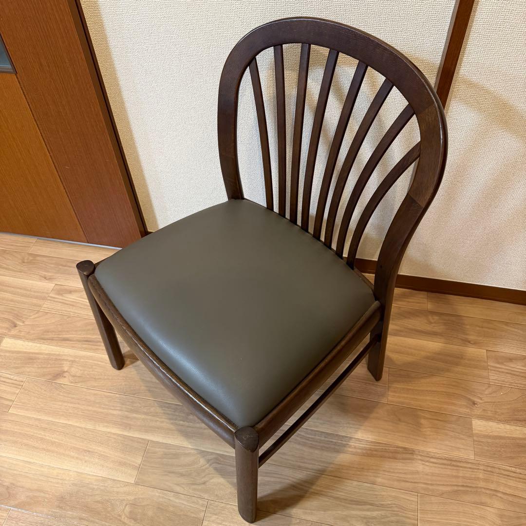 カリモク家具 ダイニングチェア 木製 レザー調座面 椅子　NO.1