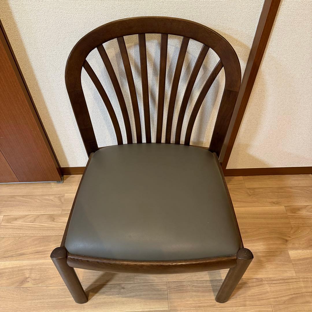 カリモク家具 ダイニングチェア 木製 レザー調座面 椅子　NO.1
