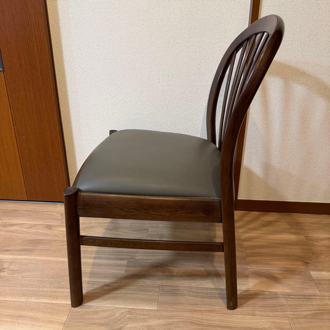 カリモク家具 ダイニングチェア 木製 レザー調座面 椅子　NO.1