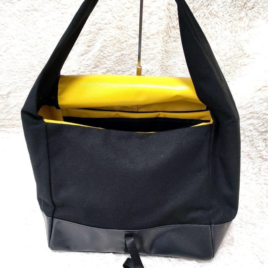 【美品】 WILDTHINGS × JUNMIKAMI メッセンジャーバッグ