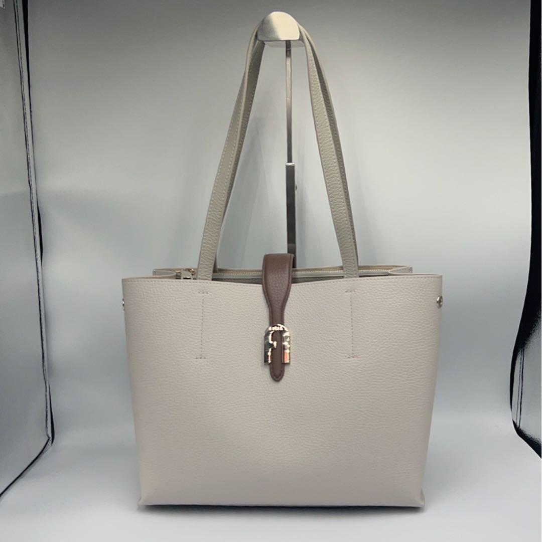 極美品✨FURLA フルラ　ソフィア トートバッグMサイズ レザー　アイボリー