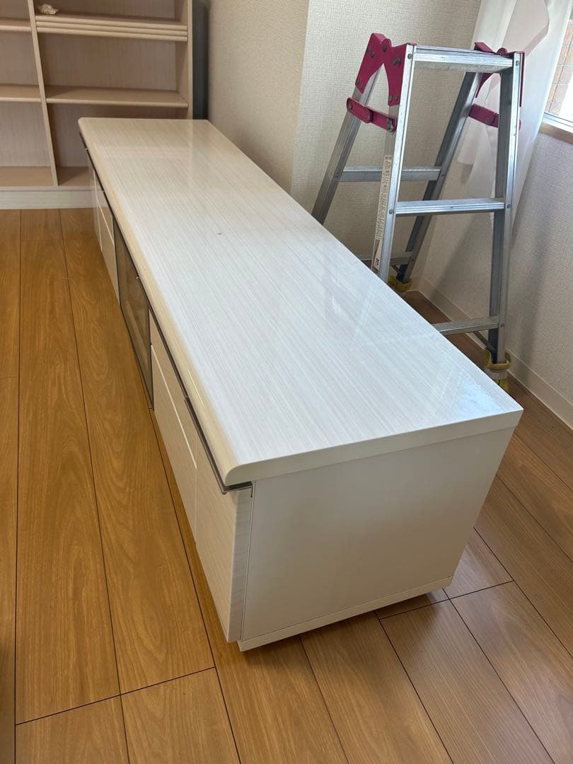 テレビ台(ローボードポスティア 175 WH)