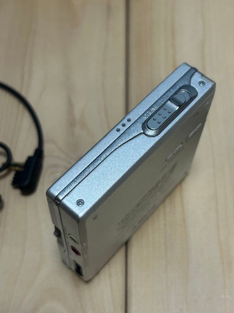SONY MD WALKMAN MZ-R90 ポータブルMDプレーヤー動作確認済