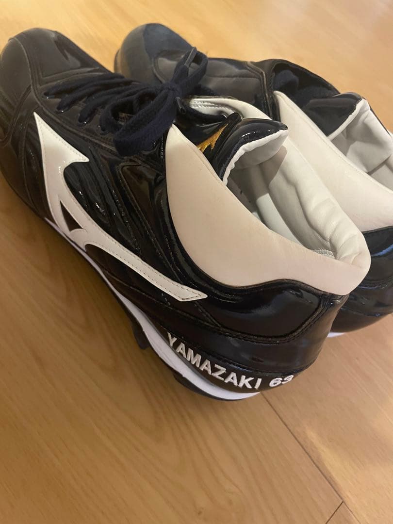 オリックス 山崎颯一郎投手スパイク