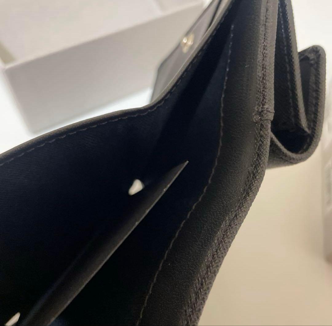 Vivienne Westwoodヴィヴィアン 三つ折り　財布　黒　シルバー