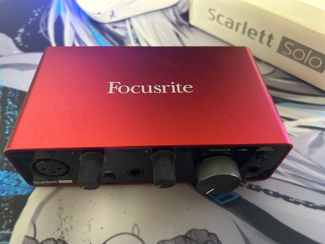 Focusrite Scarlett Solo USBオーディオインターフェイス