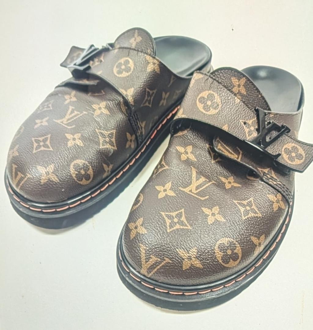 Louis Vuitton モノグラム クロッグサンダル