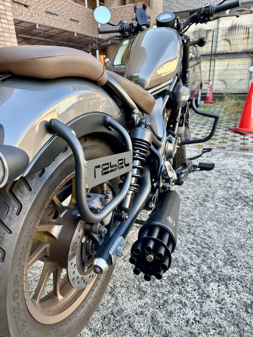 新型レブル250の2023年式〜マフラー　ガトリングガンタイプLK custom