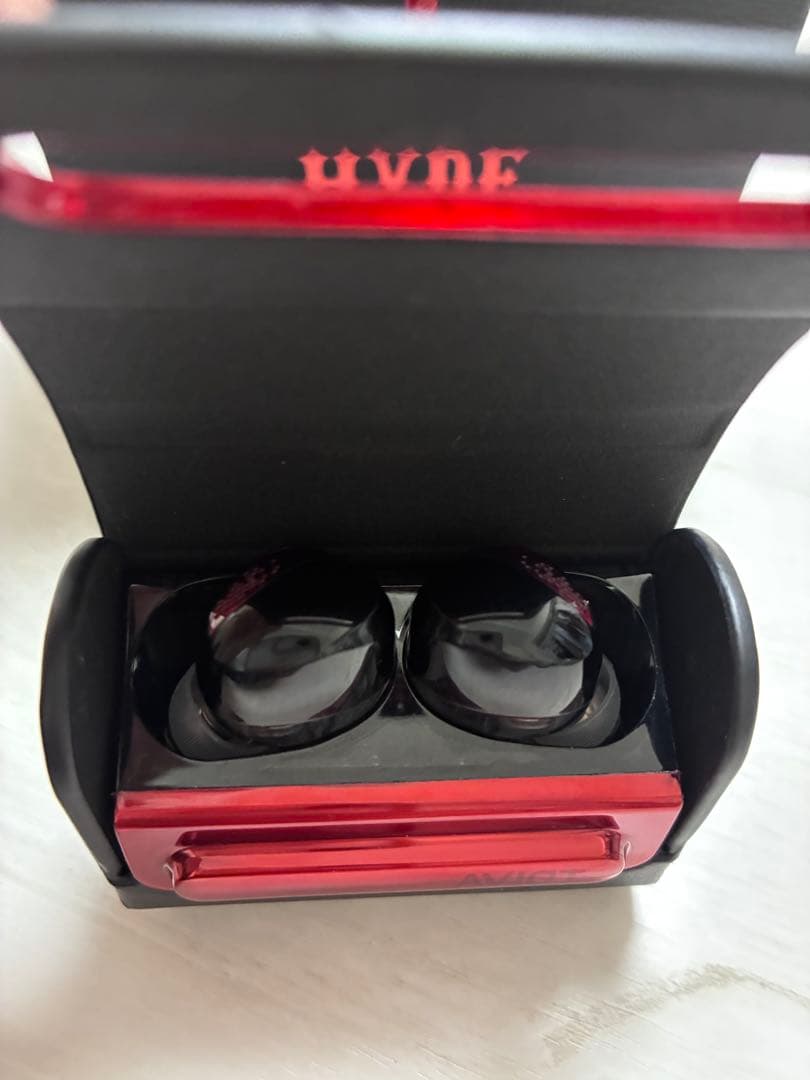 HYDEコラボモデルイヤホン TE-J2-666 AVIOT