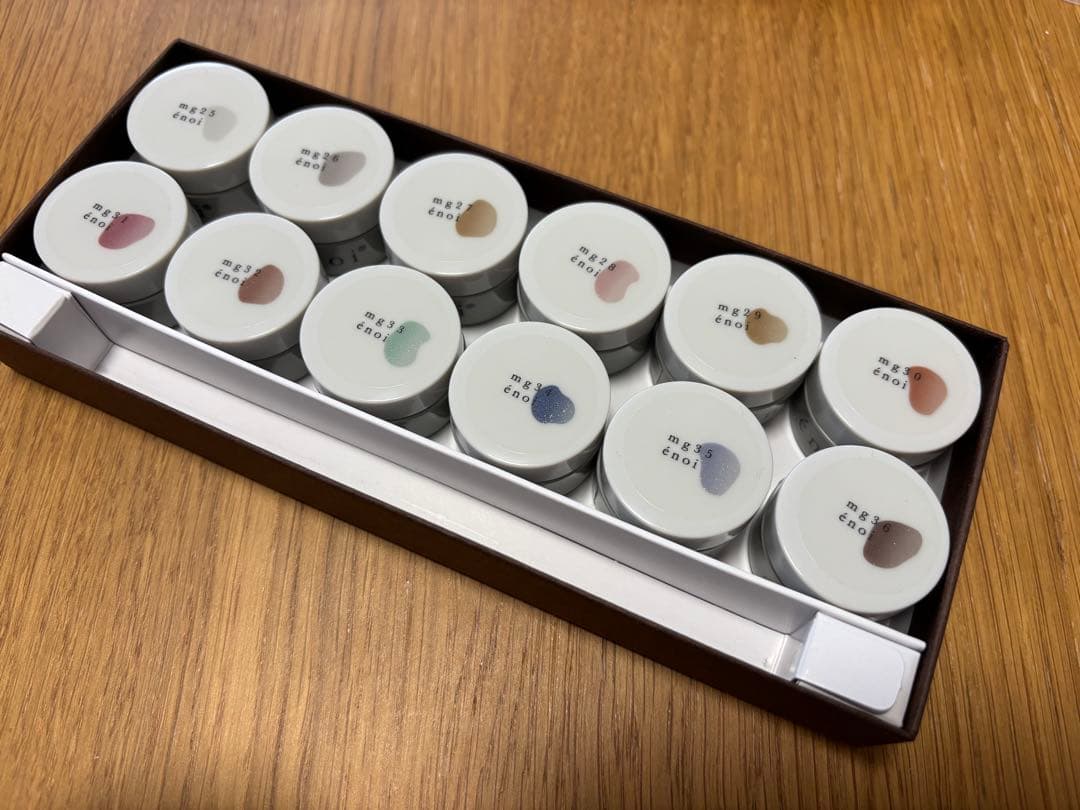 新品未使用あり★enoi ぷるまぐ ジェルネイル 12色セット