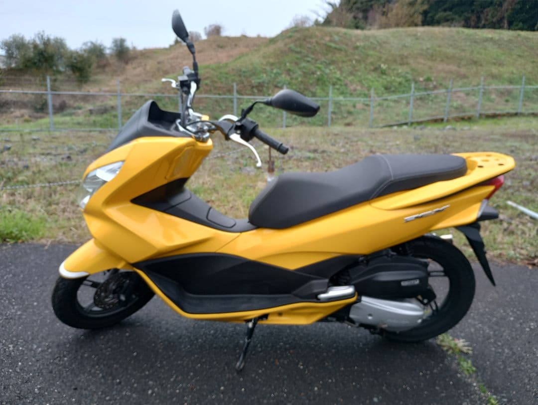 【オペさま専用】pcx125 jf56 純正カウルセット クリッパーイエロー
