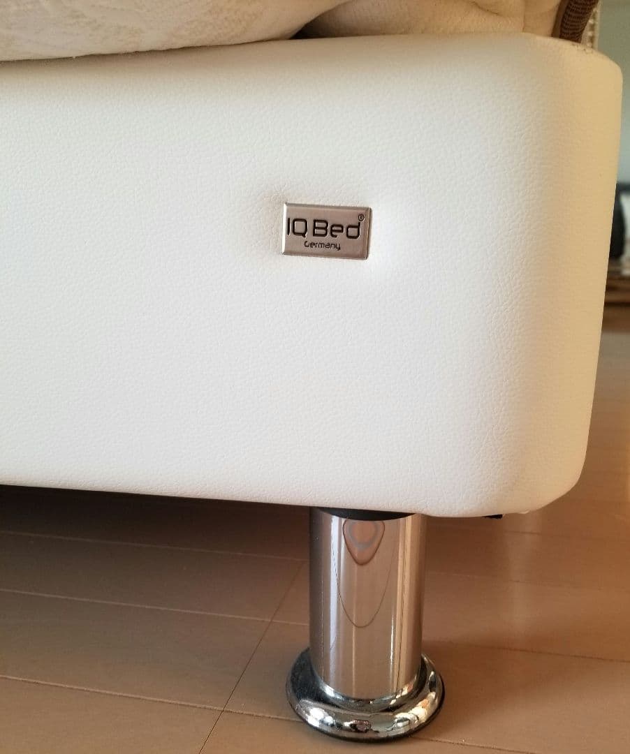 美品 フランスベット IQ ホワイト フレーム マットレス セット セミダブル