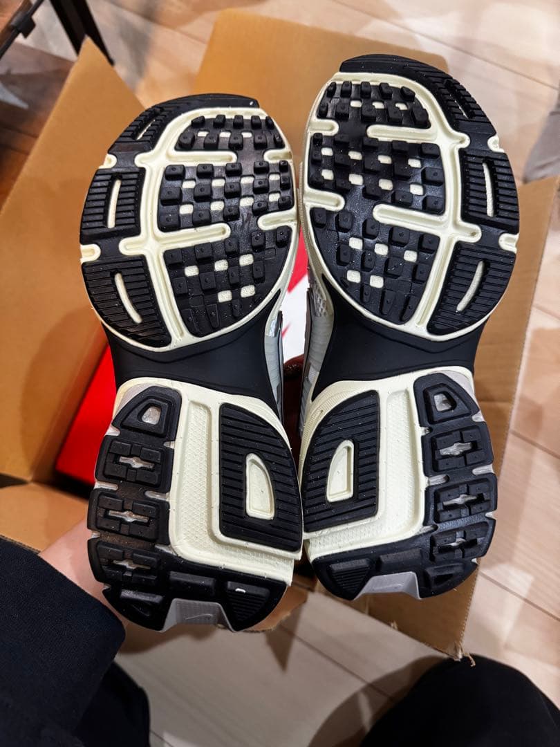 NIKE V2K ラン 新品 23.5cm