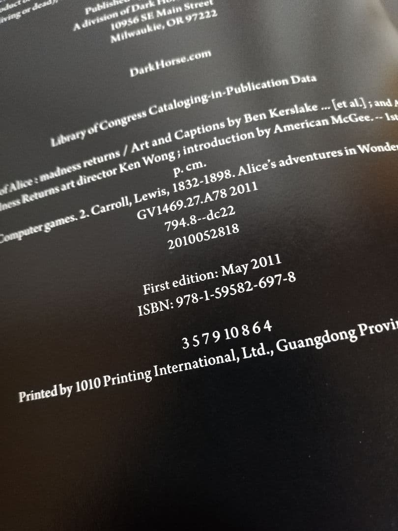 ［初版・英語版］アートオブアリスマッドネスリターンズ