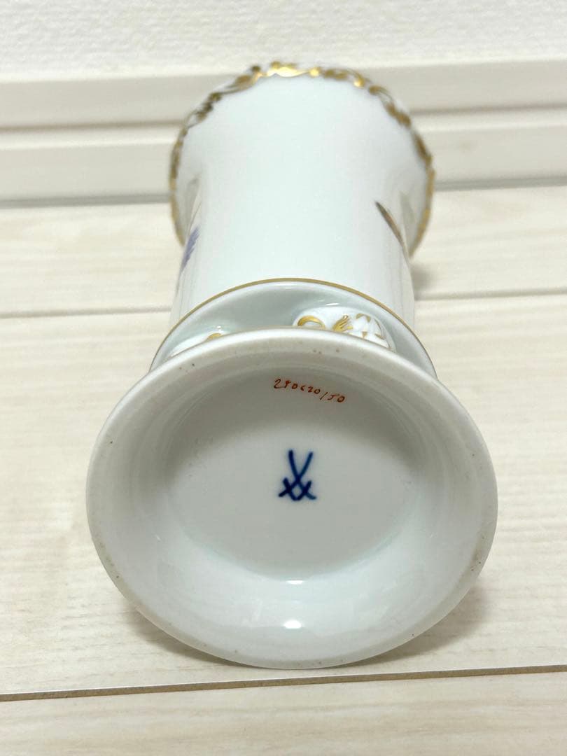 マイセン 一級品 花瓶 フラワーベース 矢車菊 蝶 花 昆虫