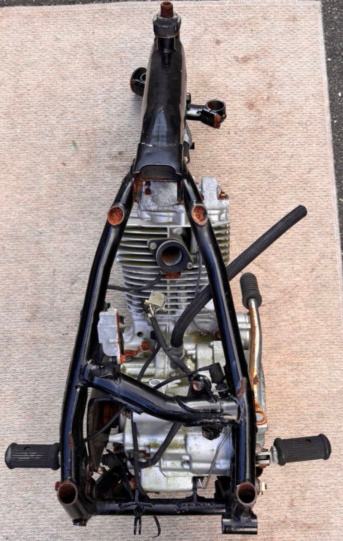 YAMAHA SR400 エンジン フレームセット