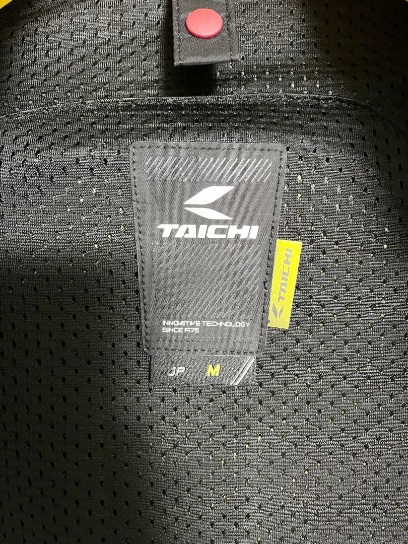 新品未使用　タイチ　モンスターオールシーズンパーカ　Mサイズ