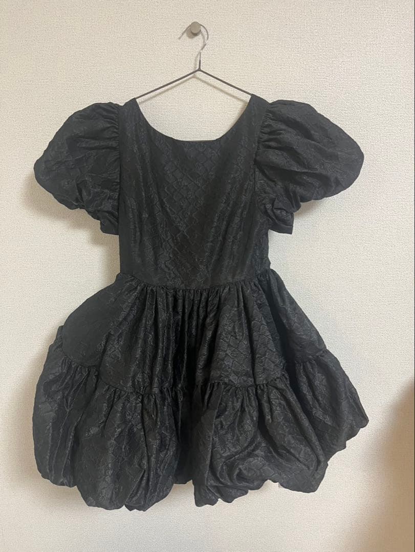 Treat Ürselfトリートユアセルフ　ジャガードバルーンワンピース　黒