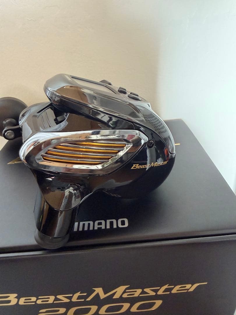 【極美品】 シマノ 22 ビーストマスター 2000 右ハンドル保証書納品書付き