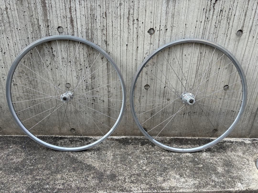 pmpロードハブ　700c カンパニョーロ