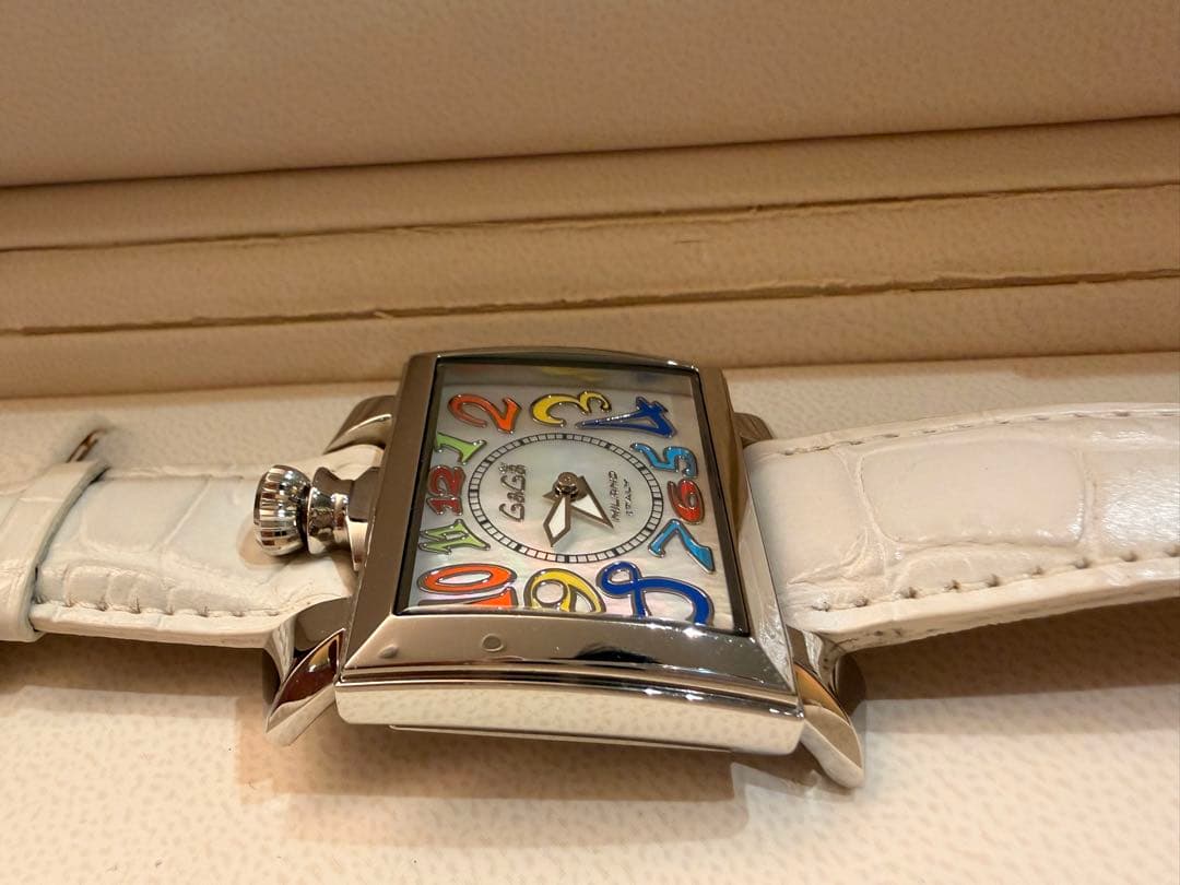 GaGa Milano レディース時計