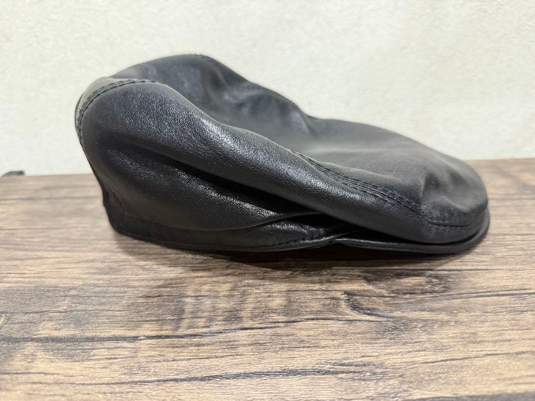 【送料込み】ディースクエアード　ディースク　キャスケット　レザー