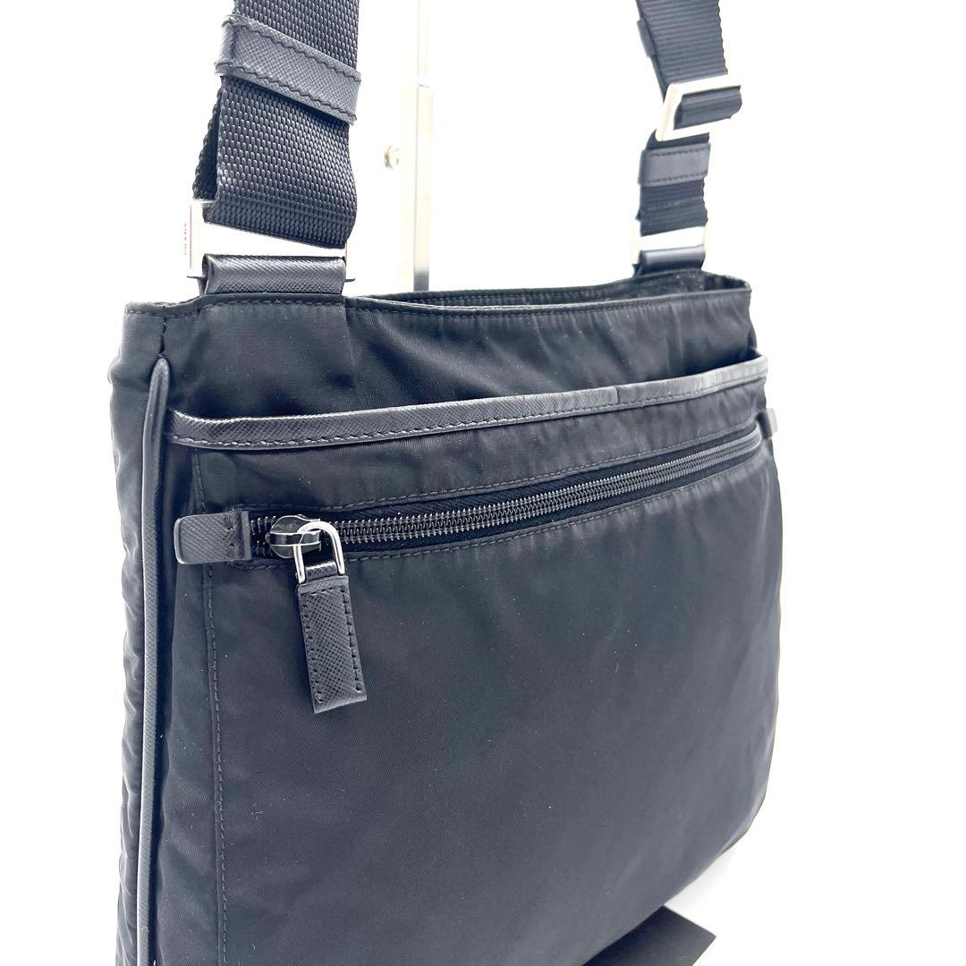 PRADAプラダ サコッシュ ショルダーバッグ テスート サフィアーノ ブラック