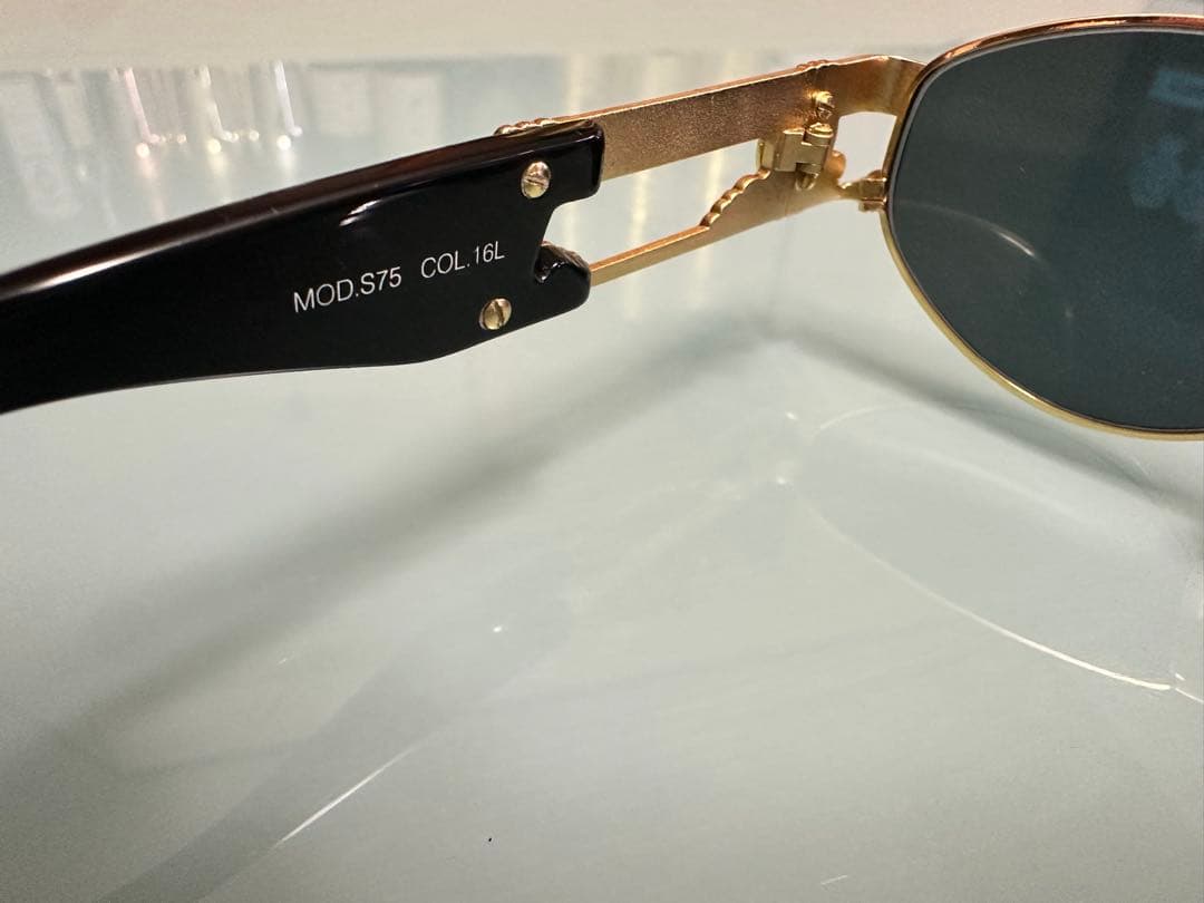 あ*る様 ヴェルサーチ/ゴールドメデューサ/メンズサングラス/ヴィンテージ