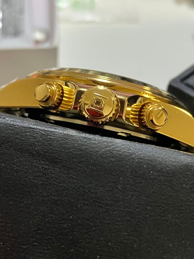 mickey ミッキーマウス　Disney　INVICTA　腕時計　ディズニー