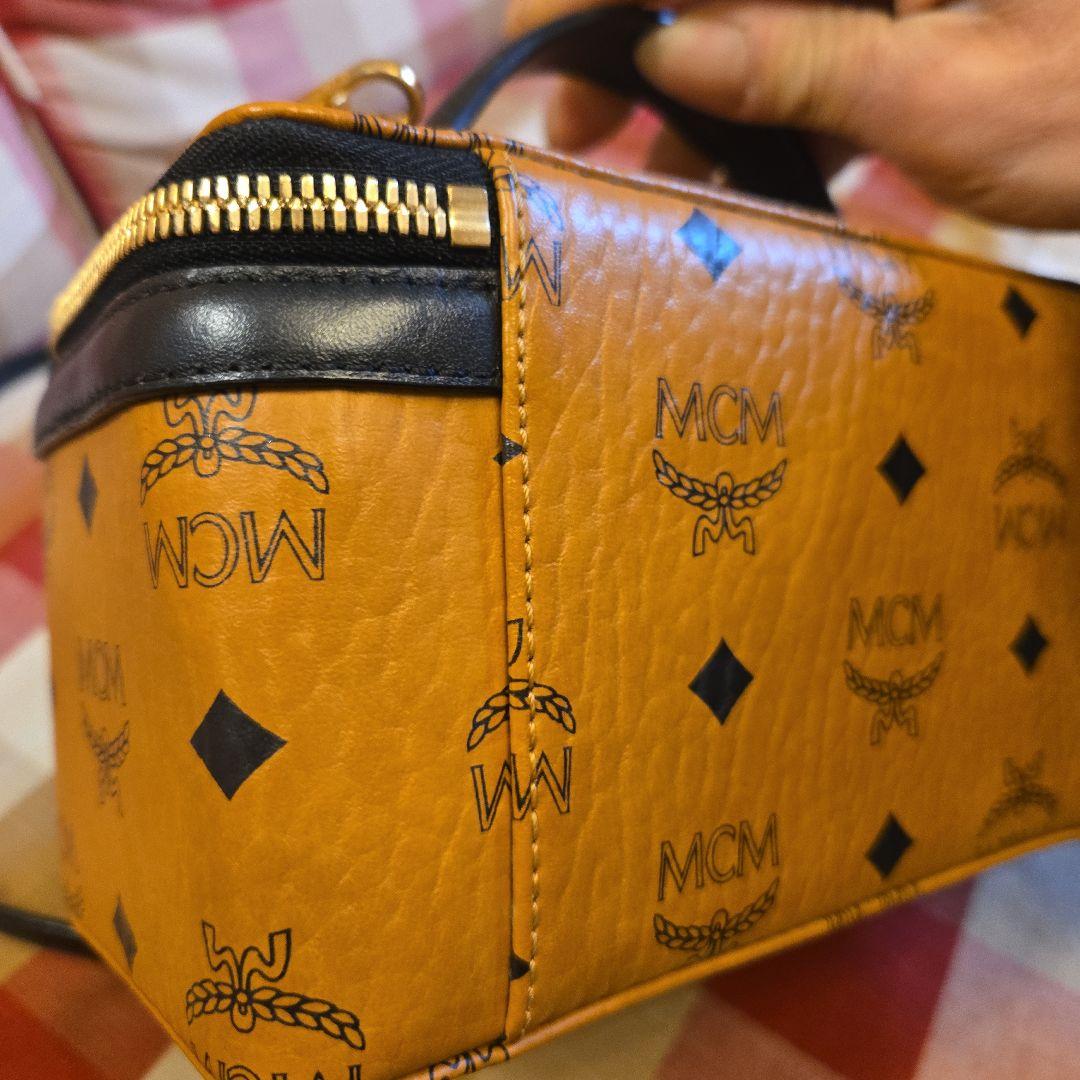 MCMバニティーバッグ美品