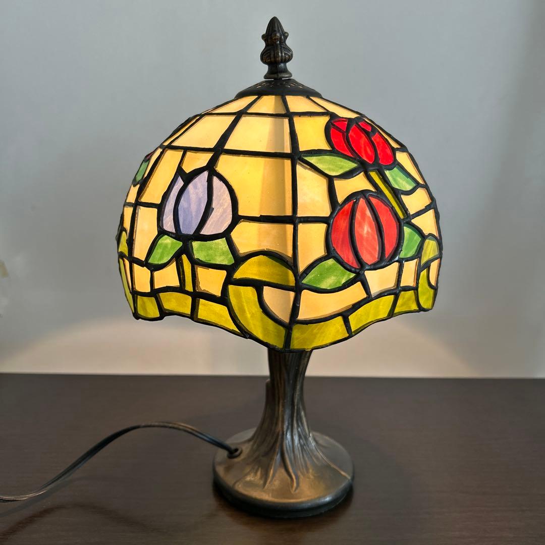 【新品未使用】アンティーク調 ステンドグラス 卓上ランプ