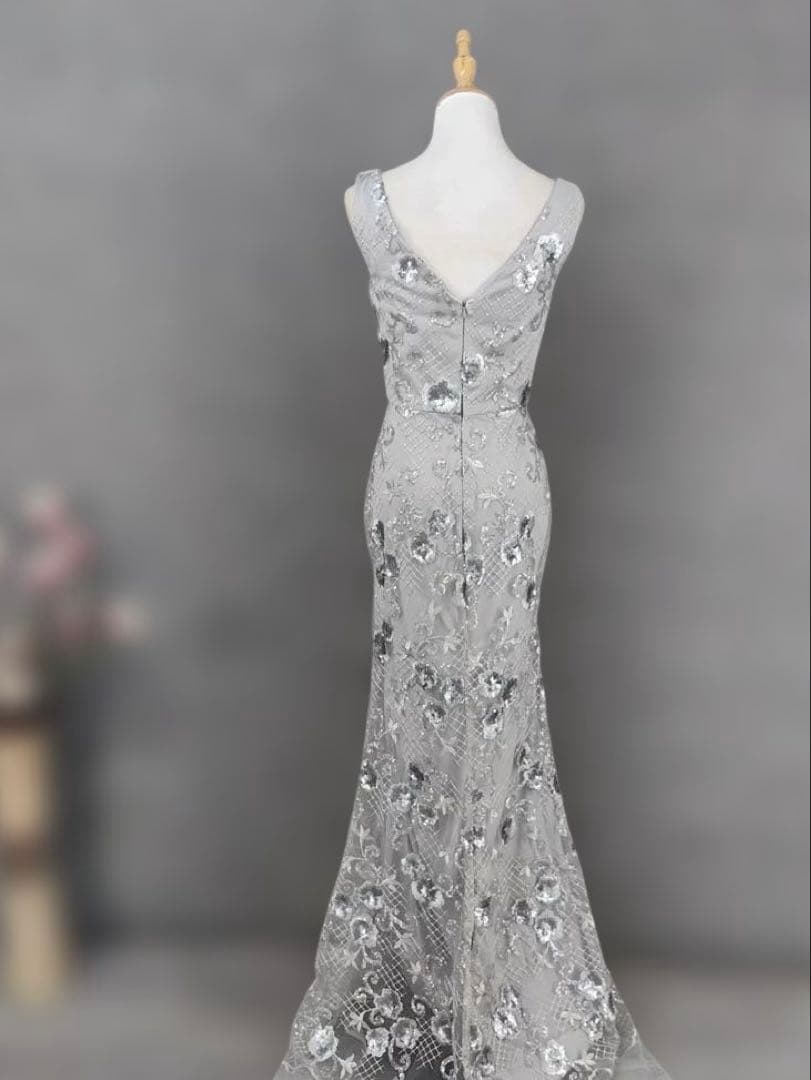 シルバー Vネック マキシドレス