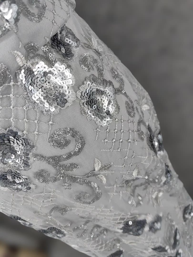 シルバー Vネック マキシドレス