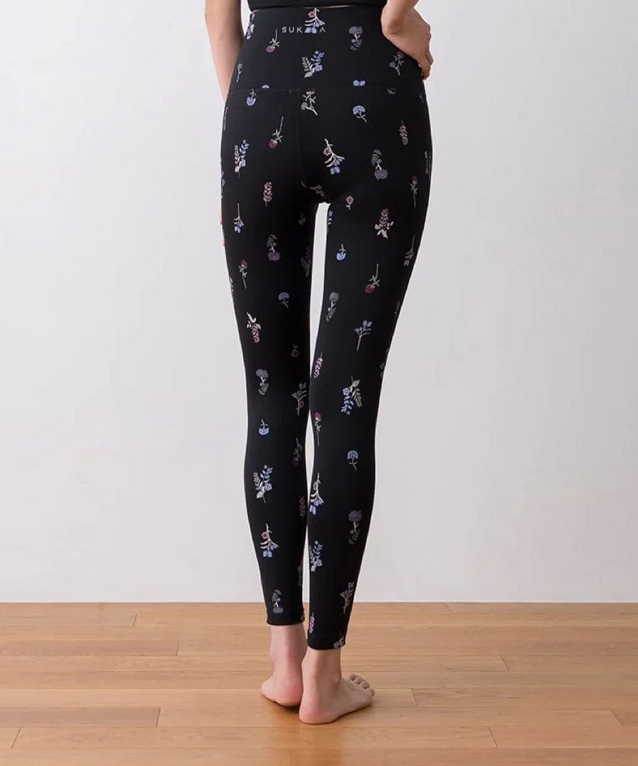 スカーラ sukala レギンス　花柄　黒　S ホットヨガ　LAVA ピラティス