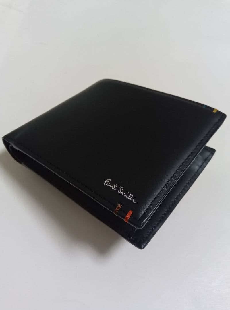 エド出品です！！ポール・スミス 二つ折り財布 黒 新品未使用品 箱付き