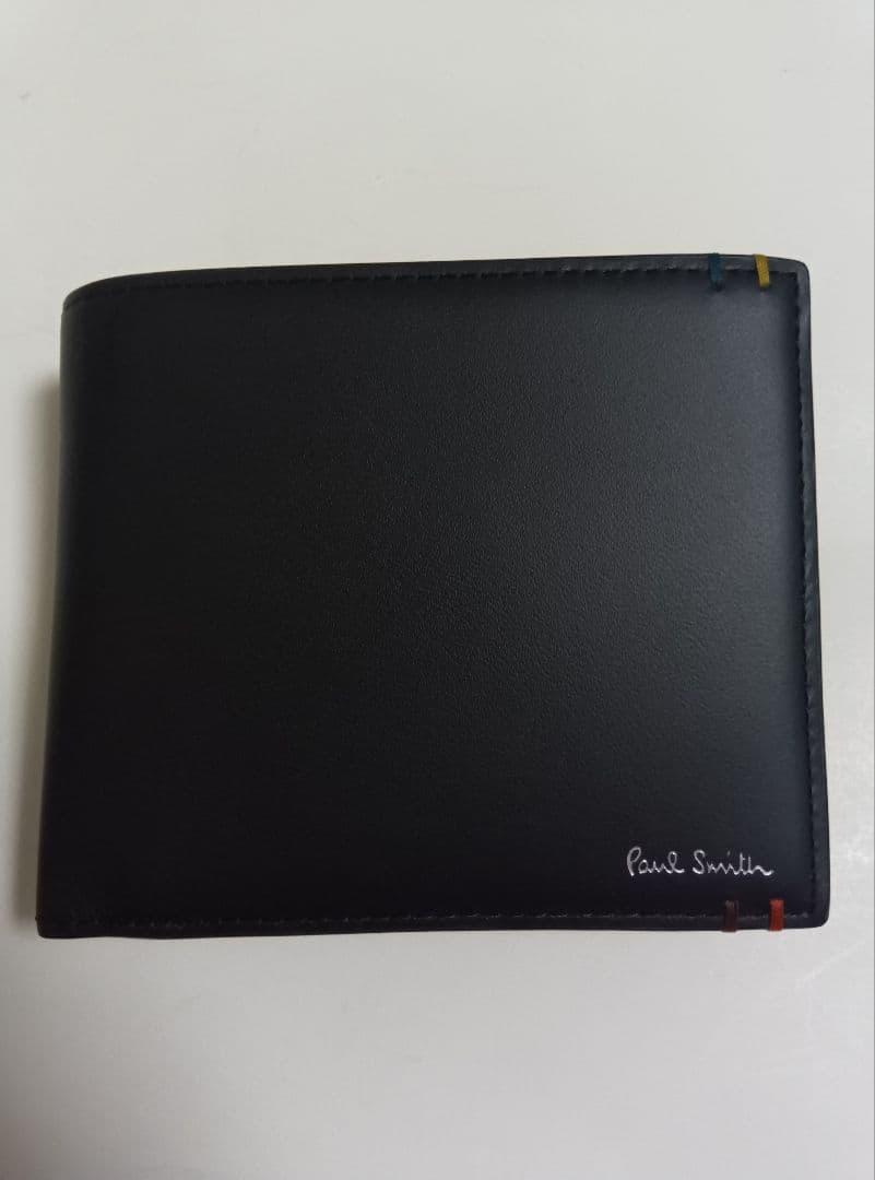 エド出品です！！ポール・スミス 二つ折り財布 黒 新品未使用品 箱付き