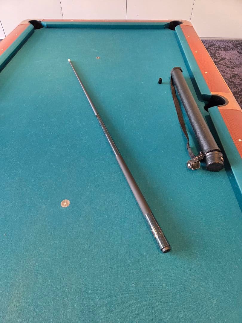 ビリヤードキュー (ケース付き)