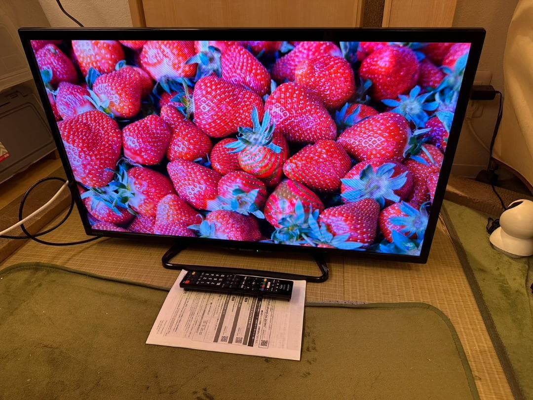 SHARP シャープ　32型　スマートテレビ LC-32W35 17年　極美品！